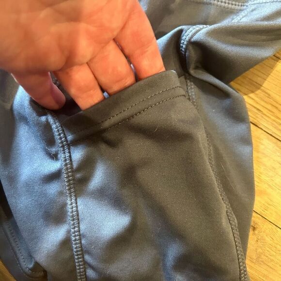 Bundle leggings athletic shorts size small - Picture 6 of 12